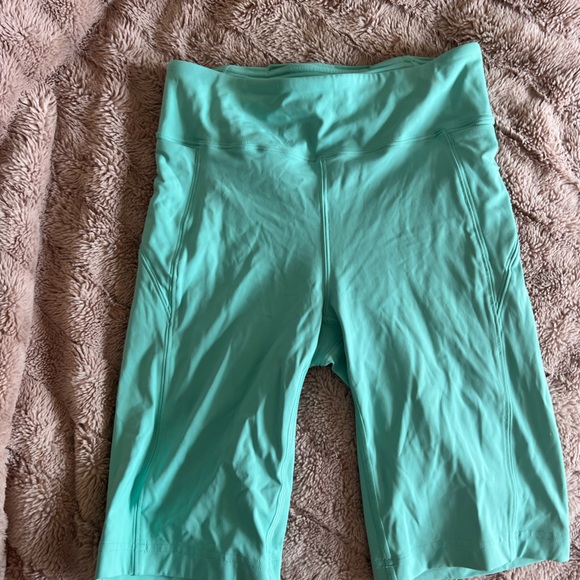 Lululemon biker shorts - Picture 2 of 3